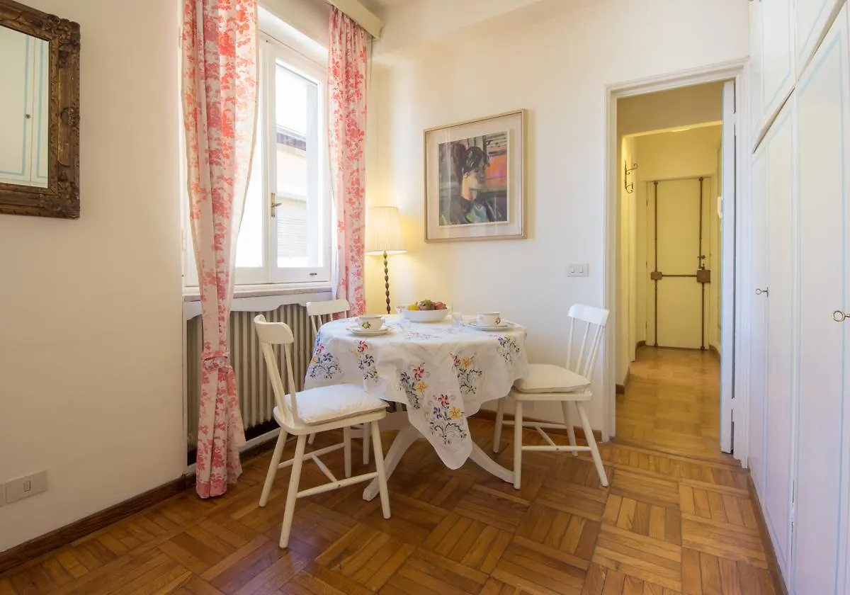 Costa San Giorgio Suite Florens Lägenhet