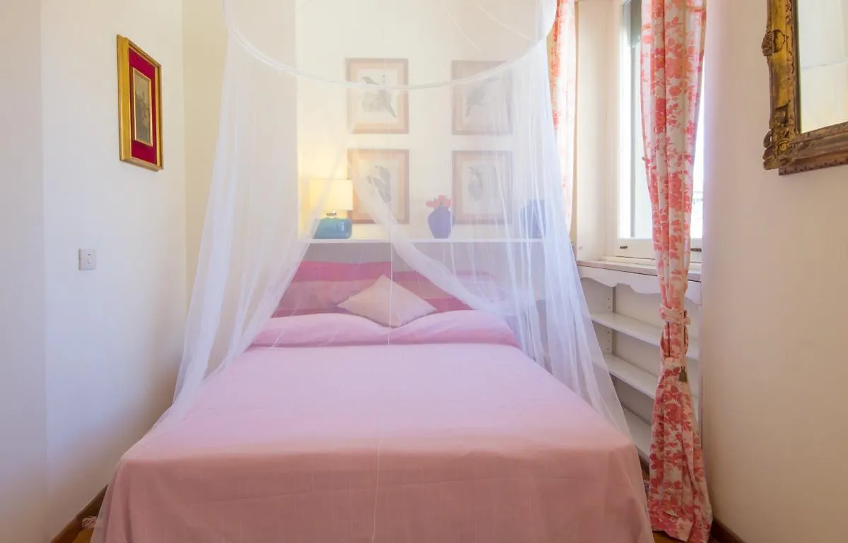 Costa San Giorgio Suite Florens